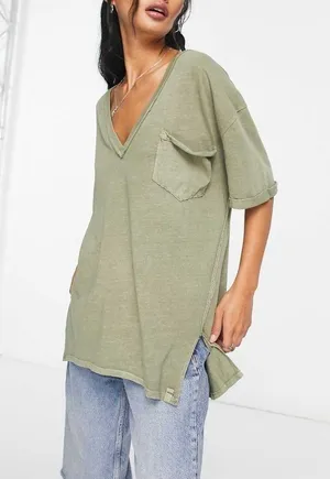 Free People Slouchy V-neck T-shirt in Khaki, Size M NEW w/Tag thumbnail 1