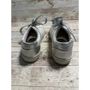 Steve Madden Lace Sneakers Women's Size 6.5 White Silver Sparkle Laces Beige thumbnail 5