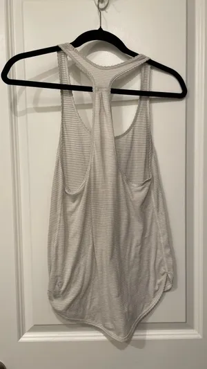 Lululemon Tank thumbnail 2