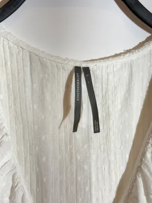 Anthropologie Sleeveless Pintuck Ruffle V-Neck Blouse Feminine Cotton Top Size L thumbnail 6