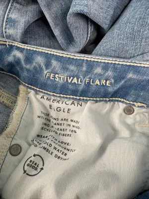 American Eagle Jeans thumbnail 5