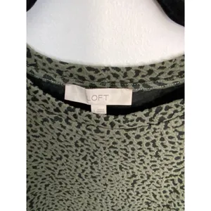 Loft Women's Green and Black dress size‎ large thumbnail 2