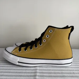 Converse NEW Unisex Chuck Taylor All Star Leather Hi Top Shoes Size 8 or 10 B144 thumbnail 4