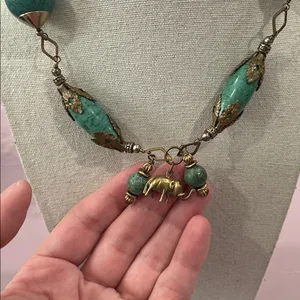 Elegant Turquoise Beaded Necklace with elephant pendant thumbnail 2