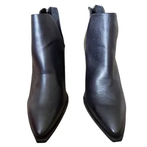 Steve Madden Black Leather V-Cut Pointed Toe Block Heel Ankle Boots Size 10 thumbnail 3
