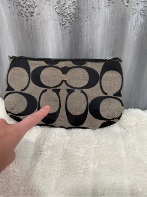 Coach Signature Canvas Wallet in Black and Khaki thumbnail 4