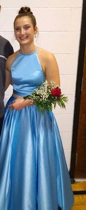 Sherri Hill Prom Dress thumbnail 1