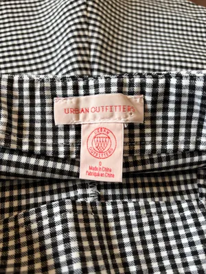 Urban Outfitters Gingham High-Waisted Pinup Short sz 0 Side Zip Black and White thumbnail 6