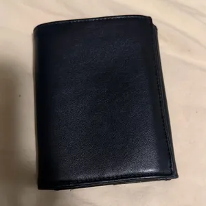 Vintage 1990’s Genuine Leather minimalist Esprit Wallet thumbnail 4