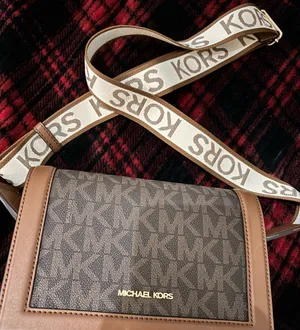 Michael Kors Purse Leather thumbnail 1