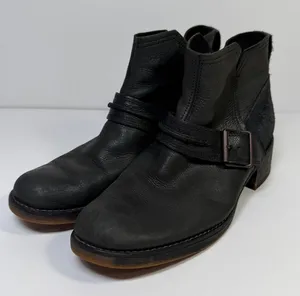 Timberland Womens Black Leather Suede Moto Ankle Boots Buckle Side Zip Biker 7.5 thumbnail 1