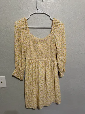 Hollister Dress Floral thumbnail 2