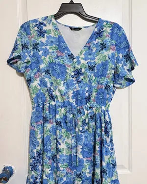 PRETTYGARDEN Blue Floral V-Neck Women’s Flowy Dress thumbnail 1