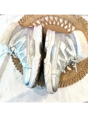 Skechers Silver Fur Trim White Winter Snow Boots Size 7.5 Y2K Snow Bunny thumbnail 5