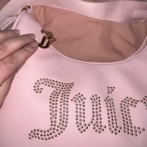 Juicy Couture Pink Shoulder‎ Bag with Gold Logo and zipper thumbnail 3
