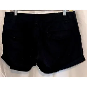 Nike Women's Size 8 Black Rolled Hem Flap Pocket Chino Cotton Athletic Shorts thumbnail 6
