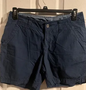 Columbia Shorts Size 8 100% Cotton Dusty Blue Women’s‎ thumbnail 1