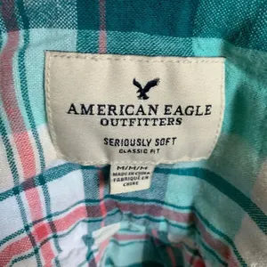 American Eagle seriously soft classic fit pink and green plaid M button down shi thumbnail 3
