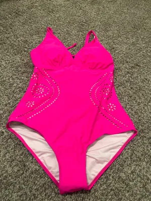 BMJL Stylish pink one-piece swimsuit featuring elegant embroidery. Perfect for beach days. thumbnail 4