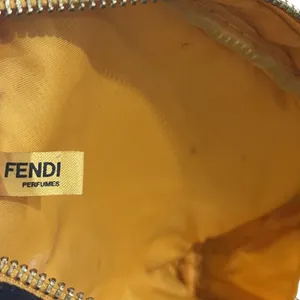 Fan Di Fendi Perfumes Cosmetic Pouch Full Zip Makeup Bag Cosmetics Gifts thumbnail 5
