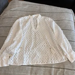 White Eyelet Embroidery Blouse Tassel Tie Boho Peasant Top Size XL Unknown Brand thumbnail 2