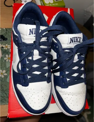 Nike Dunk Low Sneakers thumbnail 3