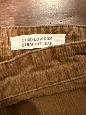 Cotton On brown corduroy low rise straight leg jeans in a US 4 #lowrise #corduroy thumbnail 3