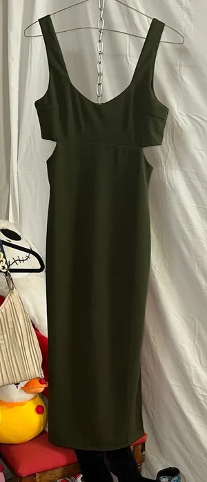 Lulu's Chic Olive Backless Dress NWOT thumbnail 1