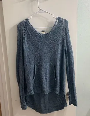 Roxy pullover thumbnail 1