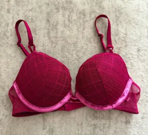 Victoria's Secret Bra thumbnail 1