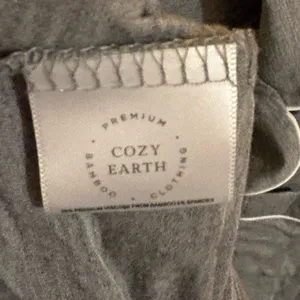 Cozy Earth Bamboo Stretch-Knit Long Sleeve Pajama Set in Gray thumbnail 7