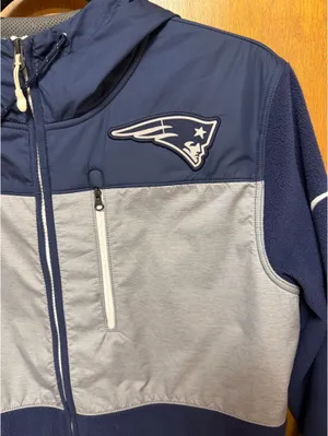 Men’s Nike Patriots Zip-Up Hoodie thumbnail 2