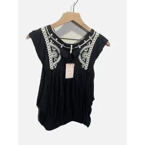 Free People Embroidered Top Womens XS Black‎ Boho Floral Cap Sleeve Blouse NEW thumbnail 6