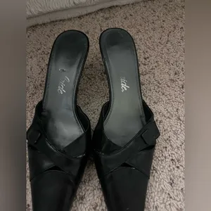 Stylish Black Heels size 7 thumbnail 4