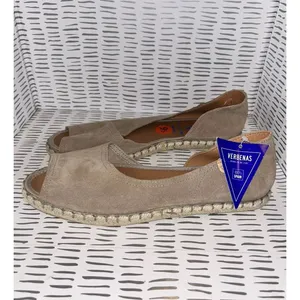NWT Verbenas Womens Suede Peep Toe Espadrille Flats Taupe Made‎ in Spain Sz 9.5 thumbnail 2