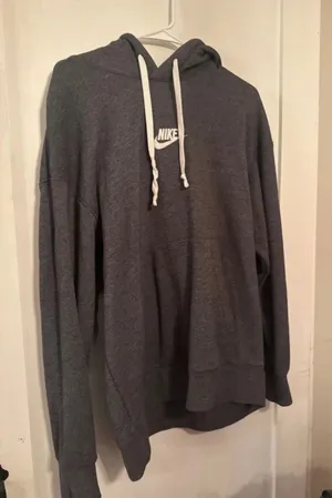 Nike hoodie thumbnail 1
