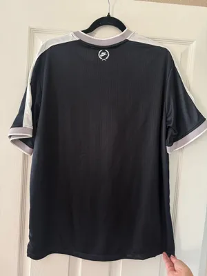 BNWT Women’s Nike V-Neck Jersey Top thumbnail 5