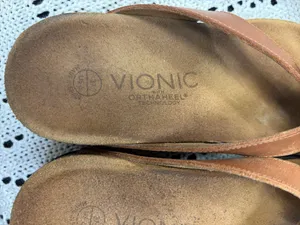 Vionic sandals in beige thumbnail 8