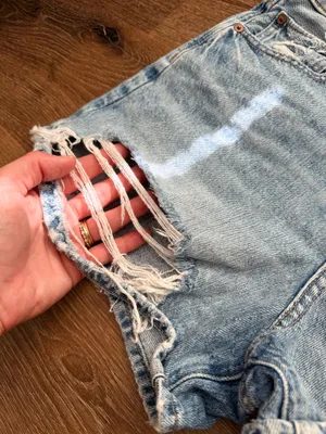 American Eagle Highest Rise 90s Boyfriend Shorts thumbnail 3