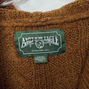 American Eagle Brown Hooded Cable Knit V Neck Sweater Cottagecore Size Small thumbnail 3