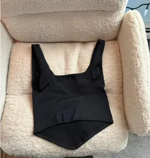 Urban Outfitters Top thumbnail 3