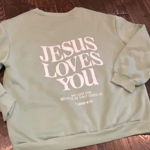 SHEIN green sweatshirt Jesus loves you Bible scripture on back size XLarge thumbnail 3