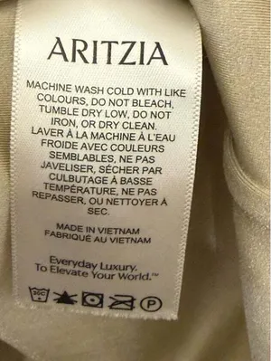 Aritzia Babaton Contour Sleeveless Square Neck Bodysuit Natural Beige XS thumbnail 5