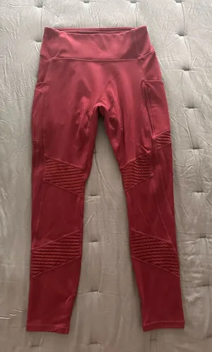 Fabletics Motion365 Leggings in Burgundy thumbnail 1