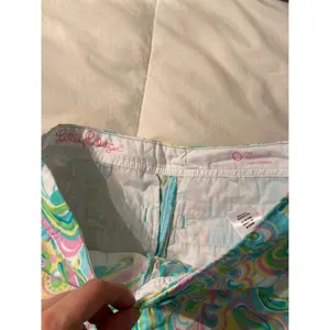 Lilly Pulitzer‎ Buttercup Scalloped Shorts Colorful Floral Print Cotton Blend thumbnail 2