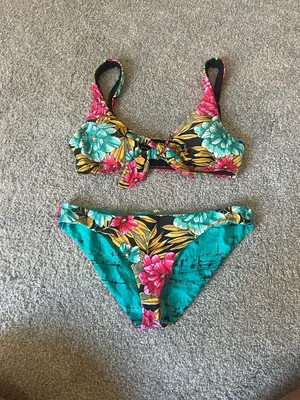 Billabong Bikini thumbnail 1
