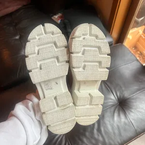 Chinese Laundry Platform Sandals thumbnail 2