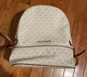 Backpack thumbnail 1