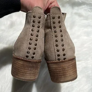 Diba Tan Studded Ankle Boots size 9. C1‎ Brown thumbnail 7