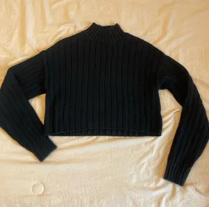 PacSun Cropped Sweater thumbnail 1